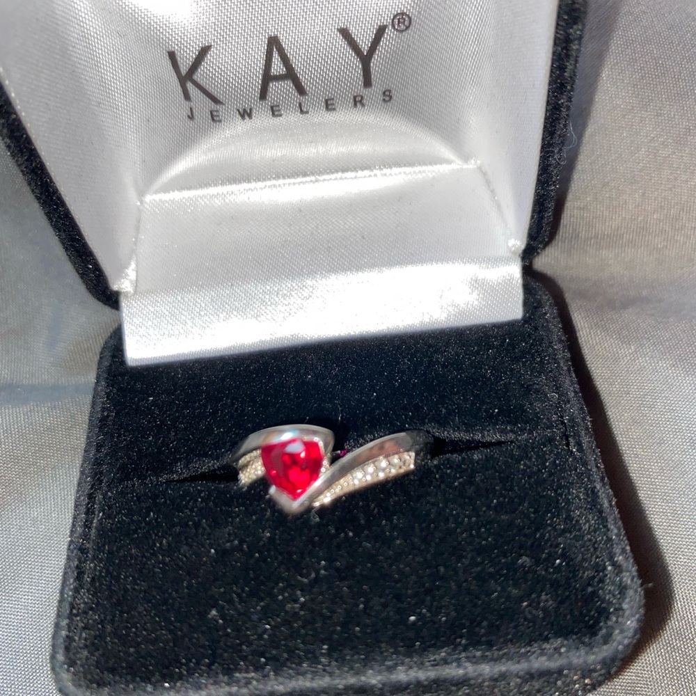 ring - Picture 2 of 2